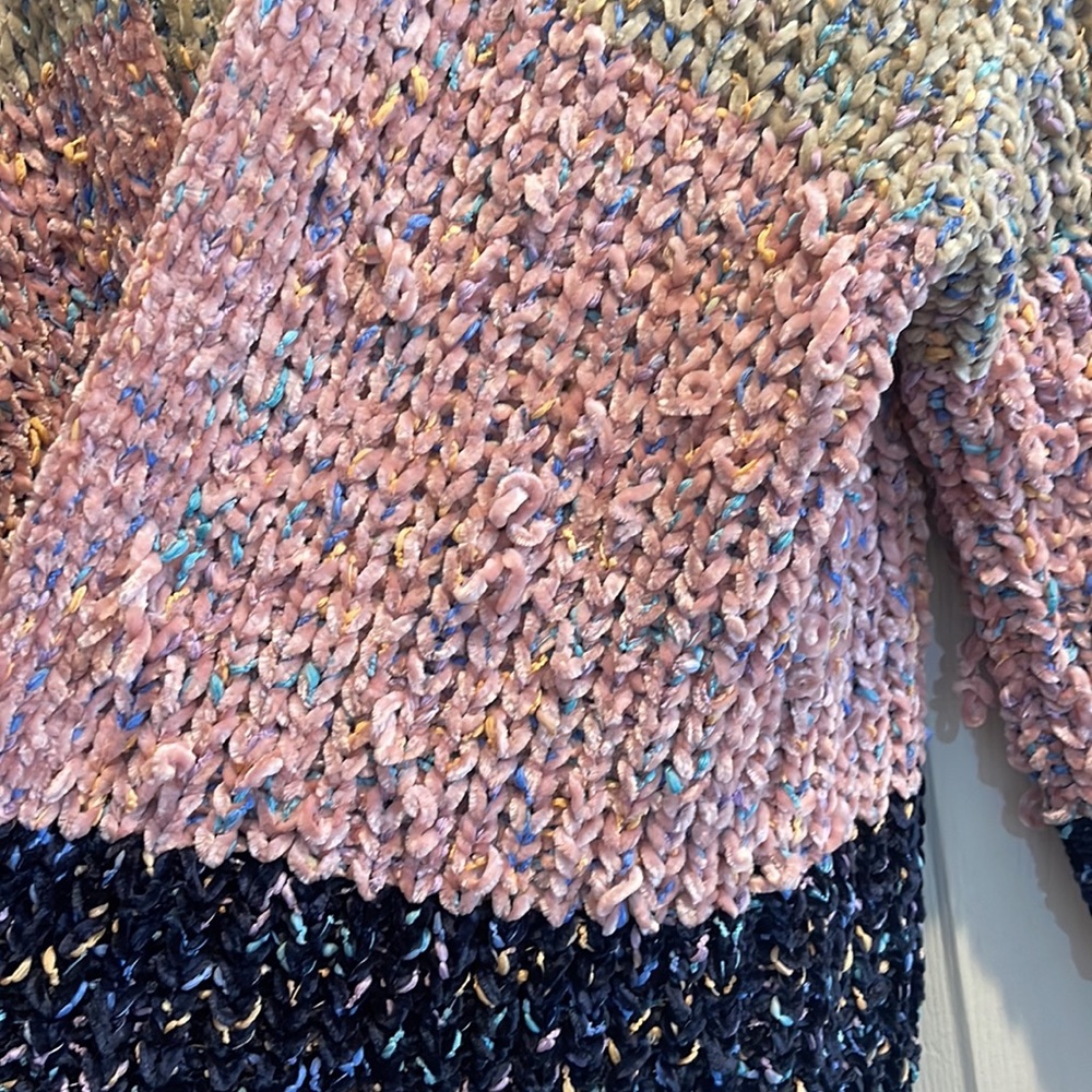 Tri Color Cardigan - Picture 4 of 6